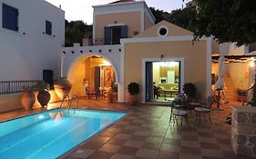 Marouso Villa